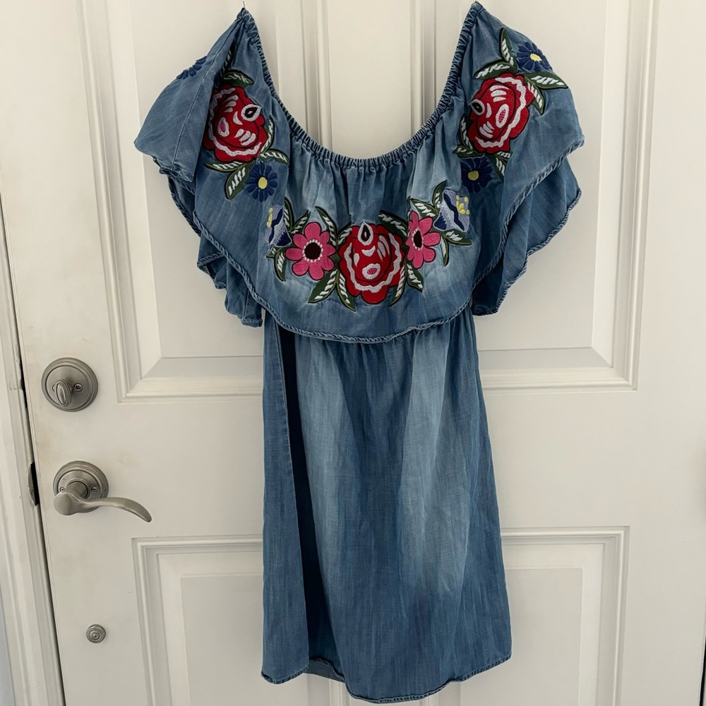 Judith March Off the Shoulder Denim Embroidered Dress Small